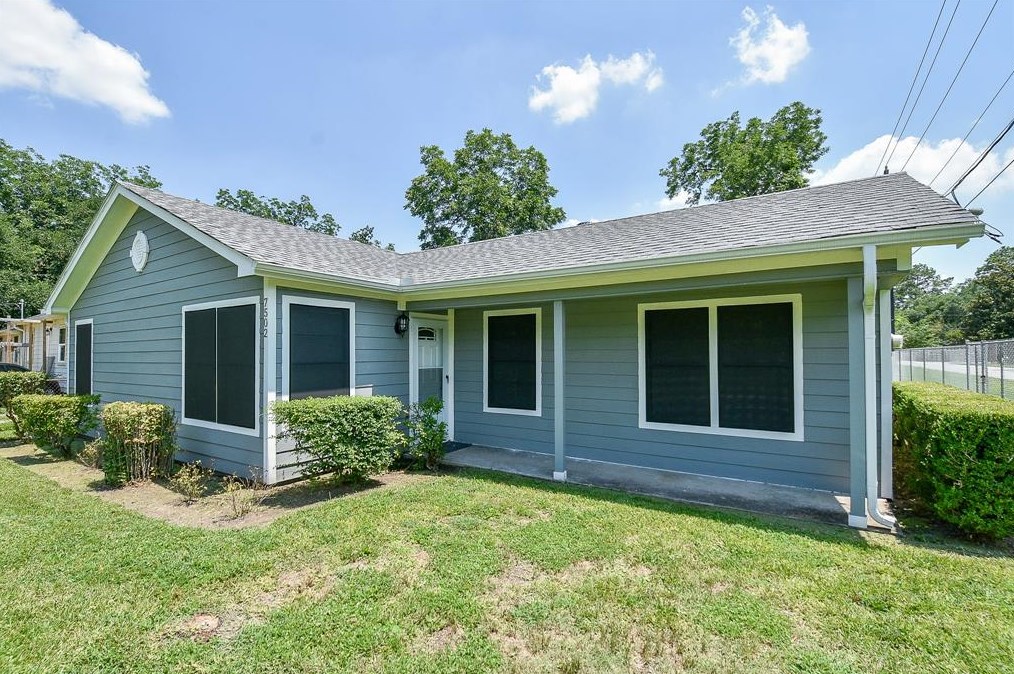 7502 Fawnridge Dr, Houston TX  77028-1320 exterior