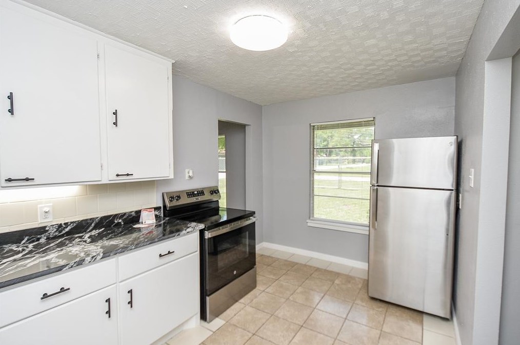 7502 Fawnridge Dr, Houston TX  77028-1320 exterior