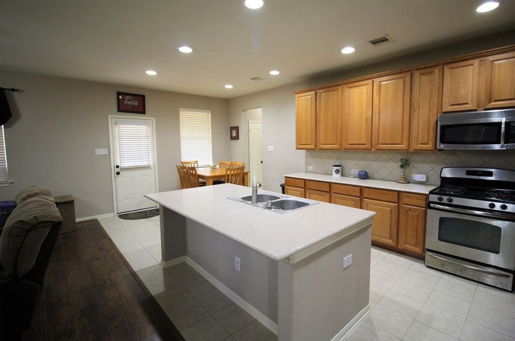 21703 Colter Stone Dr, Spring TX  77388-6905 exterior
