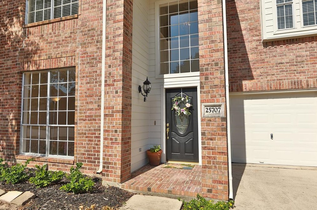 25707 Drybrook Rd, Spring TX  77389-3468 exterior