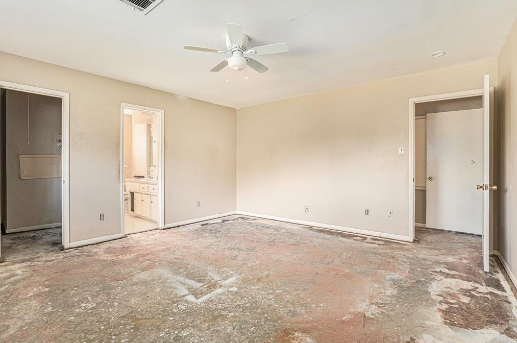 8319 Springtime Ln, Houston TX  77075-4741 exterior