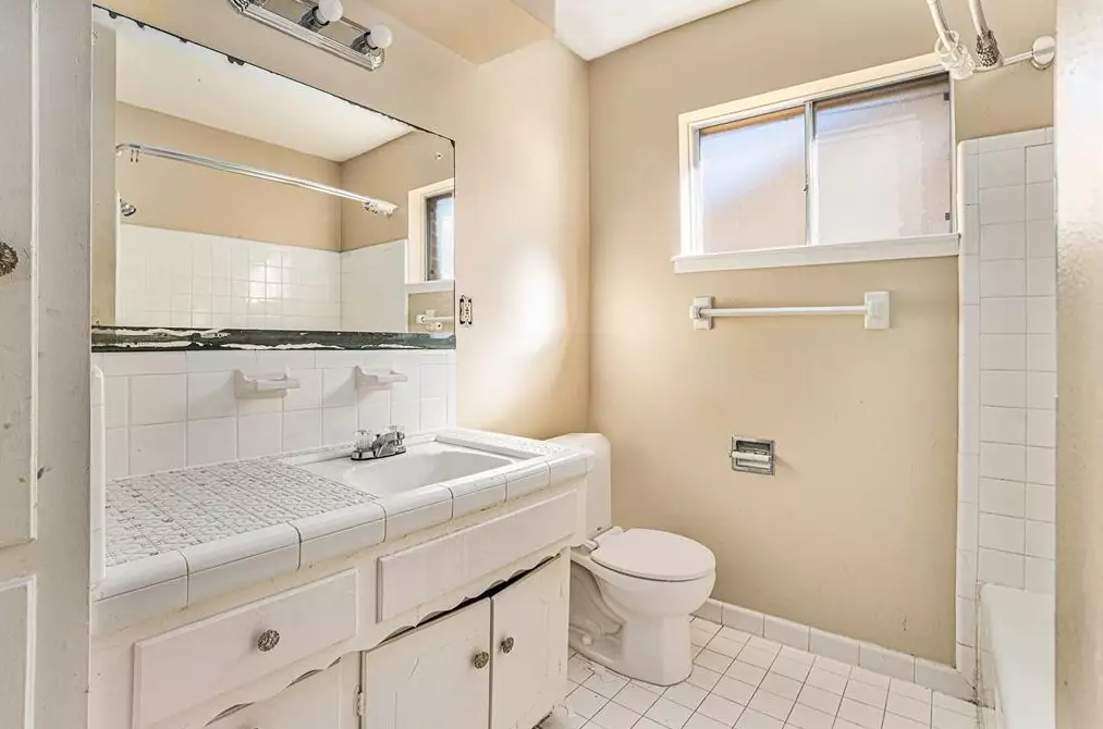 8319 Springtime Ln, Houston TX  77075-4741 exterior