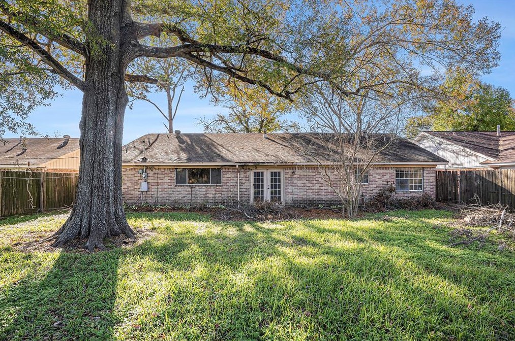 8319 Springtime Ln, Houston TX  77075-4741 exterior