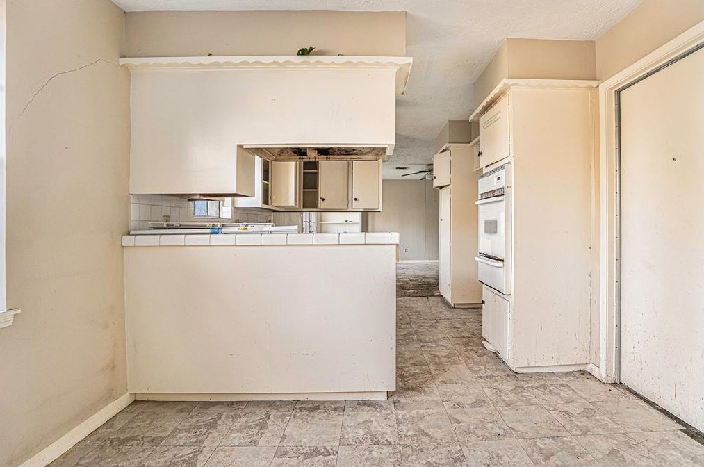 8319 Springtime Ln, Houston TX  77075-4741 exterior