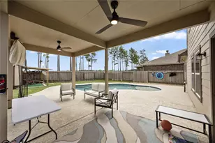 20272 Torrey Pines Ln, Cleveland, TX 77327 - Photo 15