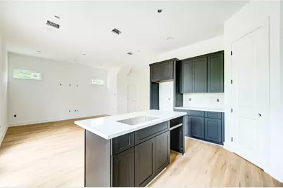 9005 Noel Street #A and B, Houston, TX 77033 - Photo 5