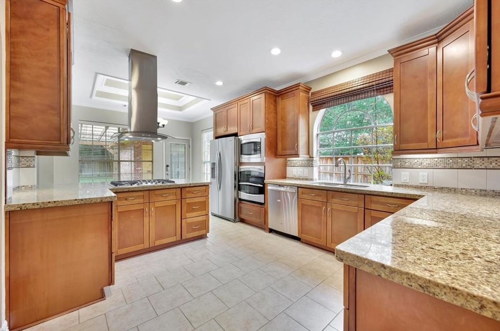 14814 Evergreen Rdg Way, Houston TX  77062-2335 exterior