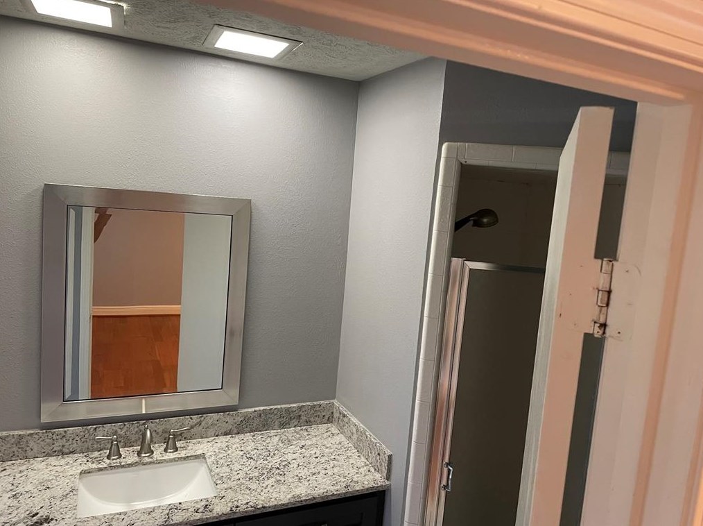 9854 Sageroyal Ln, Houston TX  77089-3528 exterior