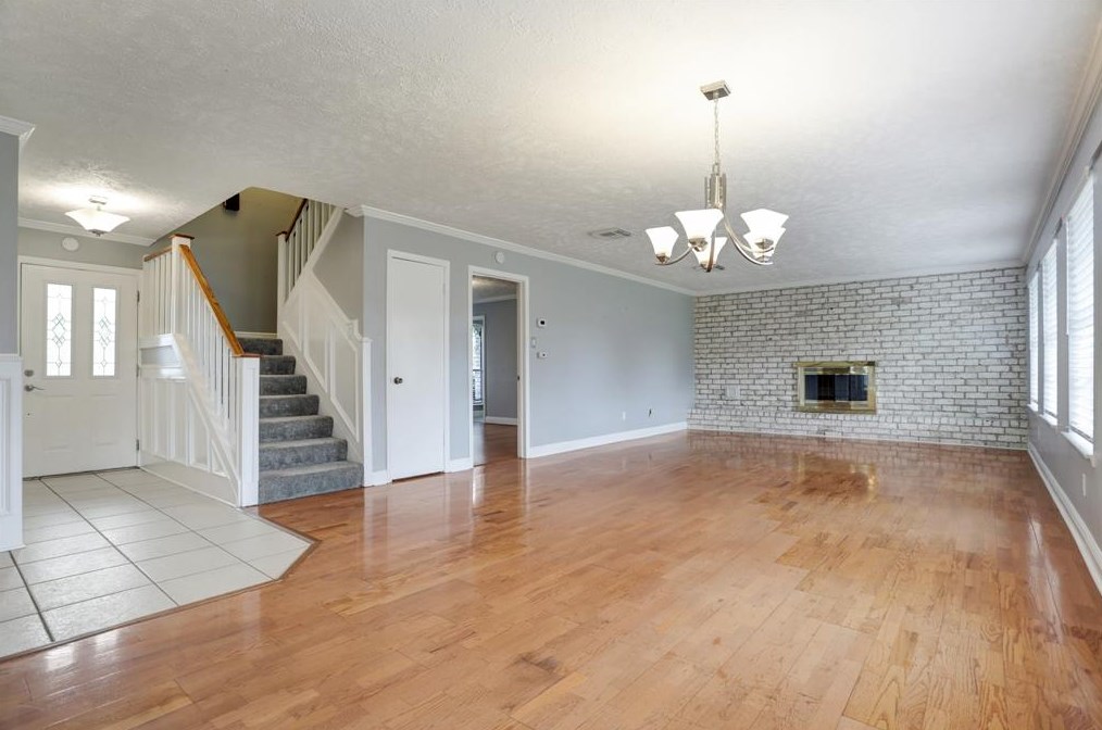 9854 Sageroyal Ln, Houston TX  77089-3528 exterior