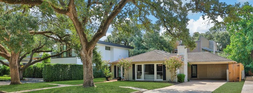 4015 Essex Ln, Houston TX  77027-5115 exterior