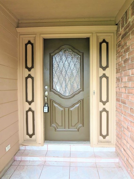 11611 Stone Bridge Dr, Houston TX  77064-2242 exterior