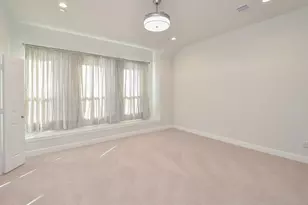 9577 Neuens Rd, Houston, TX 77080 - Photo 17