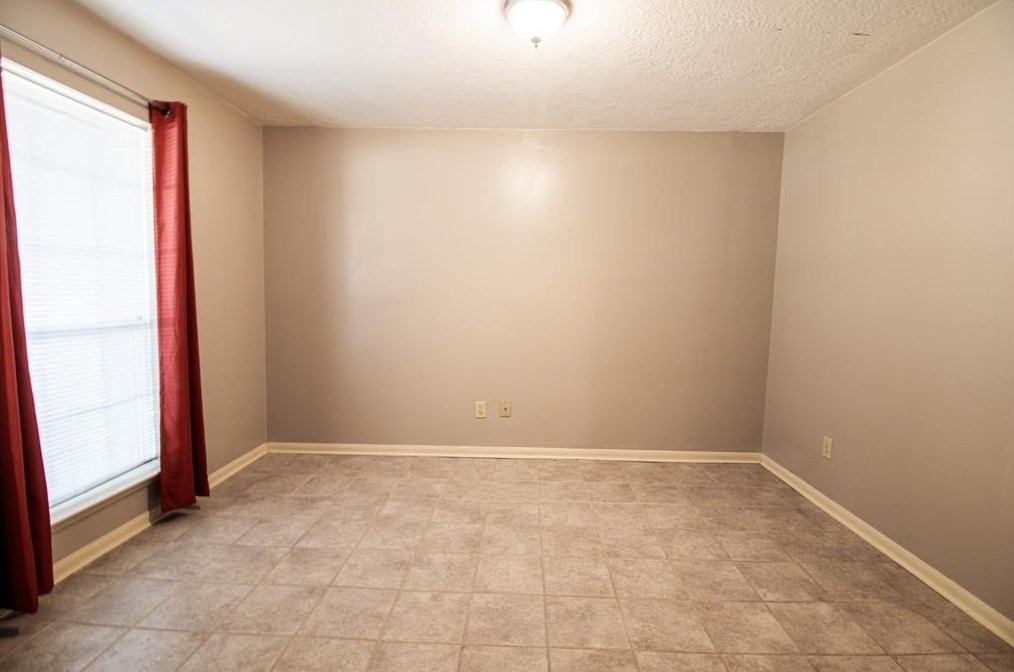 5539 Rivertree Ln, Spring TX  77379-6056 exterior
