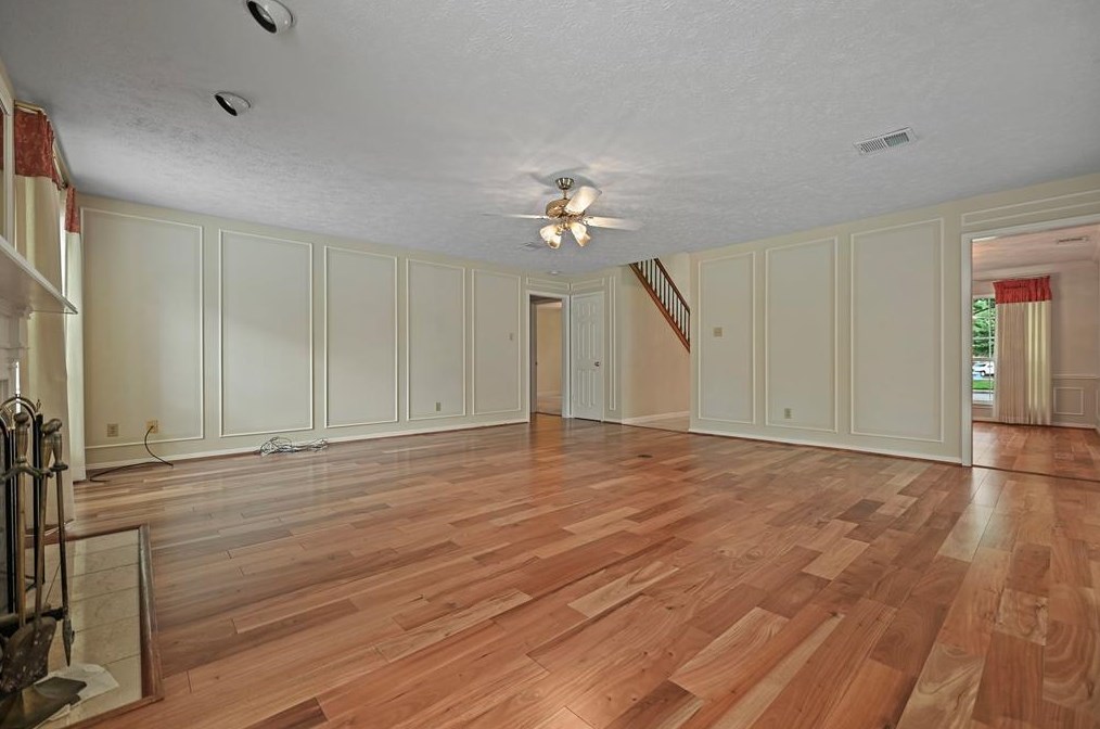 15971 Knl Ldg Dr, Houston TX  77095-1670 exterior