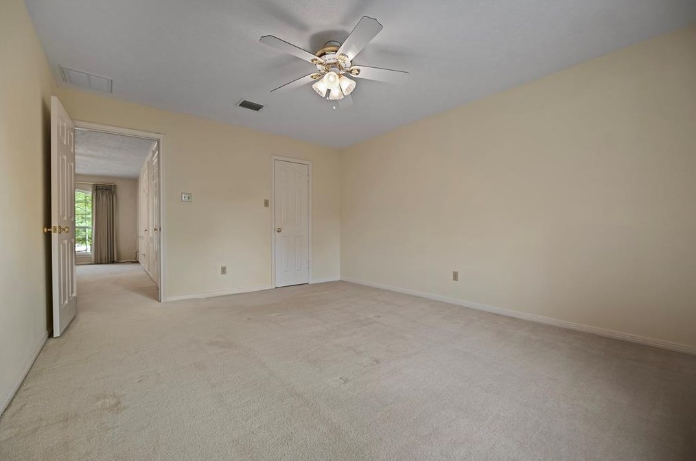 15971 Knl Ldg Dr, Houston TX  77095-1670 exterior