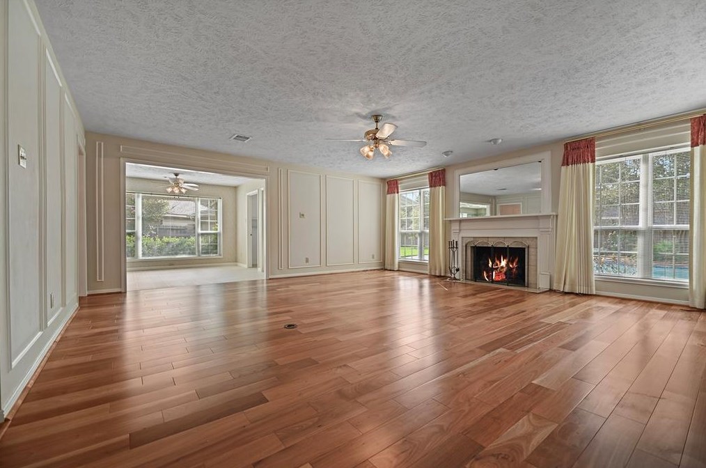 15971 Knl Ldg Dr, Houston TX  77095-1670 exterior