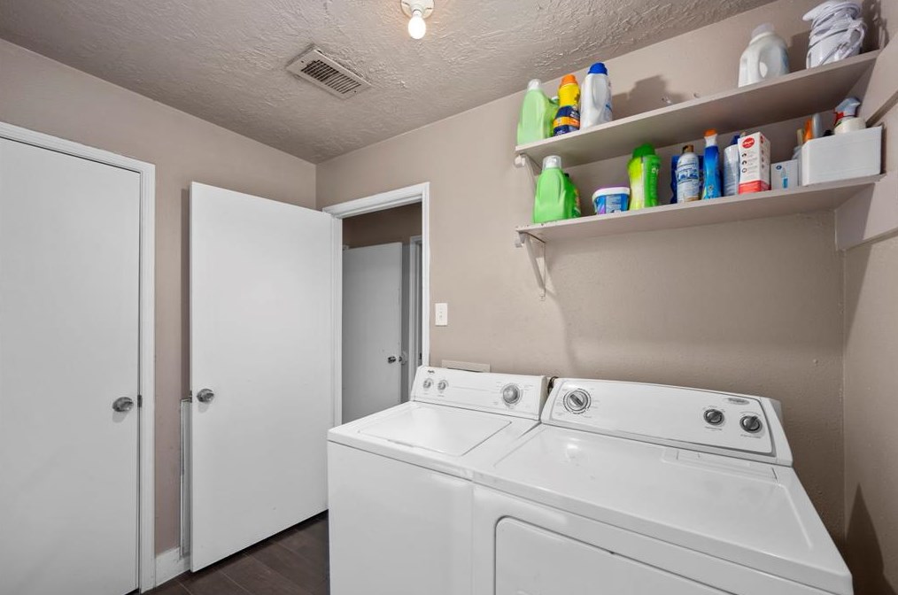 2639 Austins Pl, Sugar Land TX  77478-4332 exterior