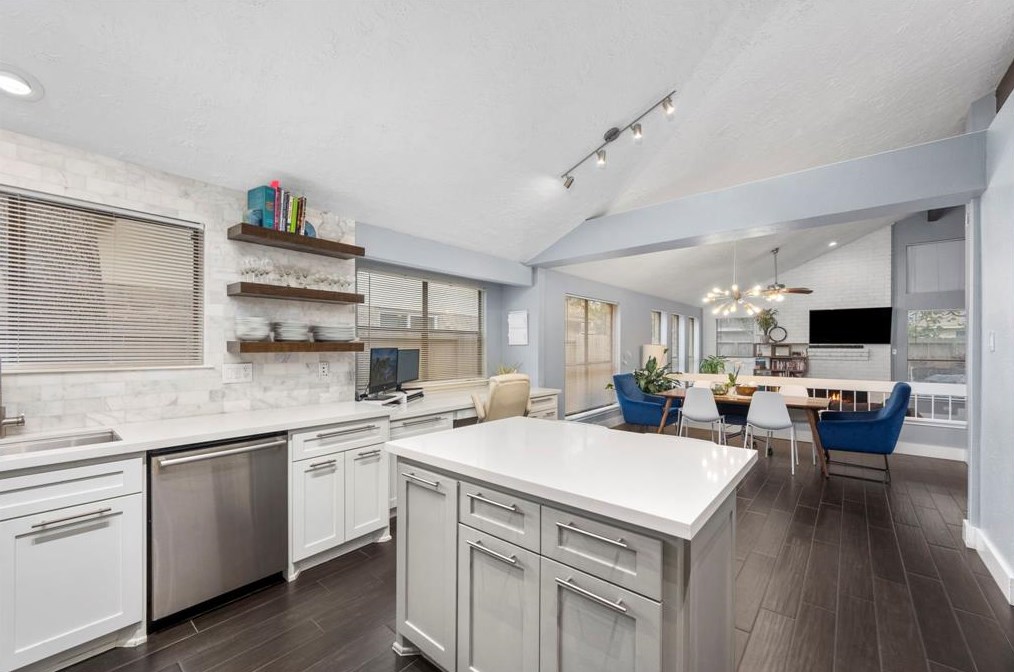 2639 Austins Pl, Sugar Land TX  77478-4332 exterior