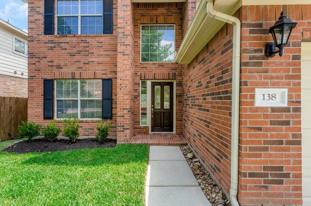 138 Spindle Tree Cir, Spring TX  77382-1476 exterior