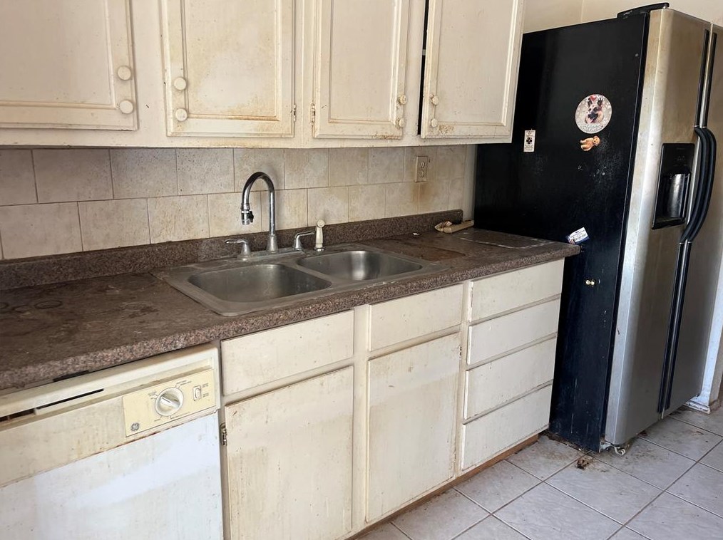 4350 Kinloch Dr, Houston TX  77084-3300 exterior