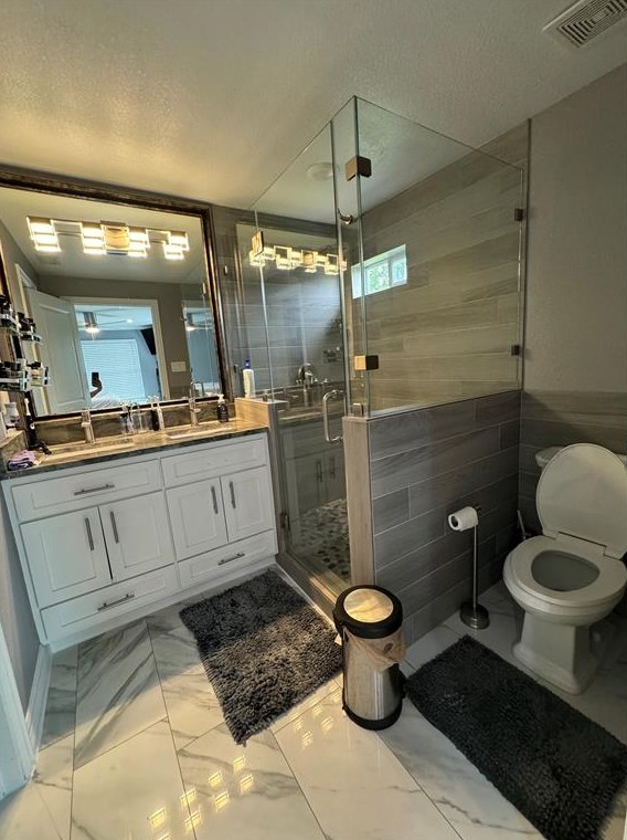 5301 Bennington St, Houston TX  77016-6702 exterior