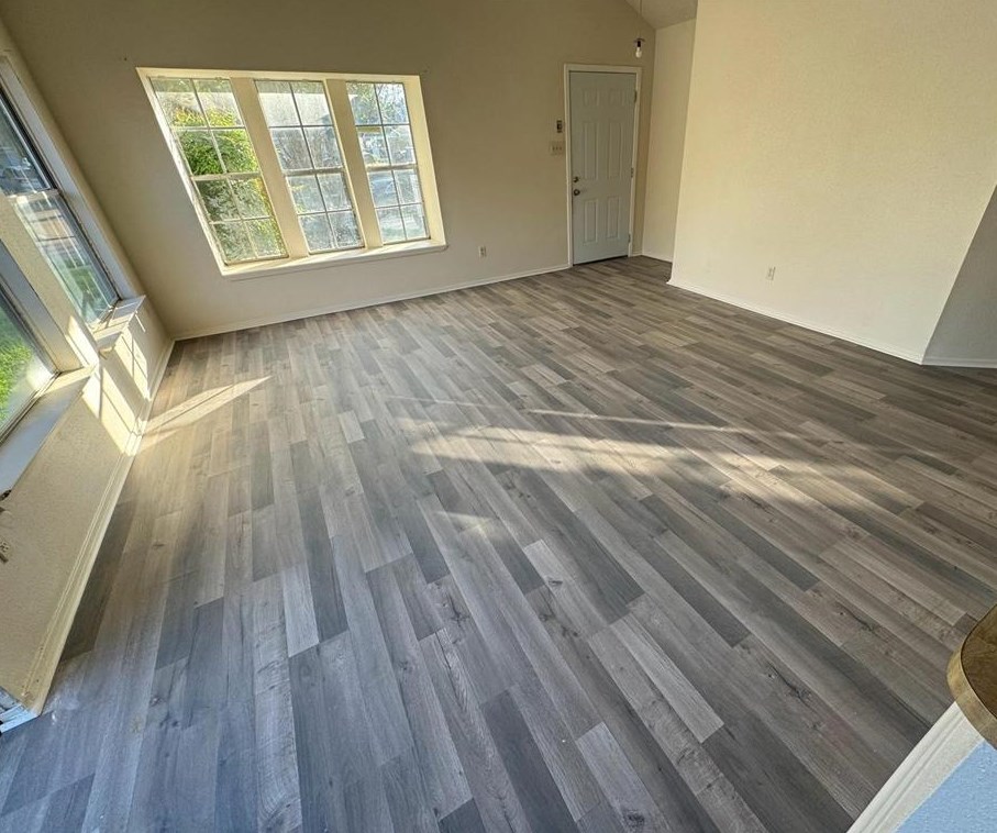 4905 Redbud Dr, Richmond TX  77471-5560 exterior