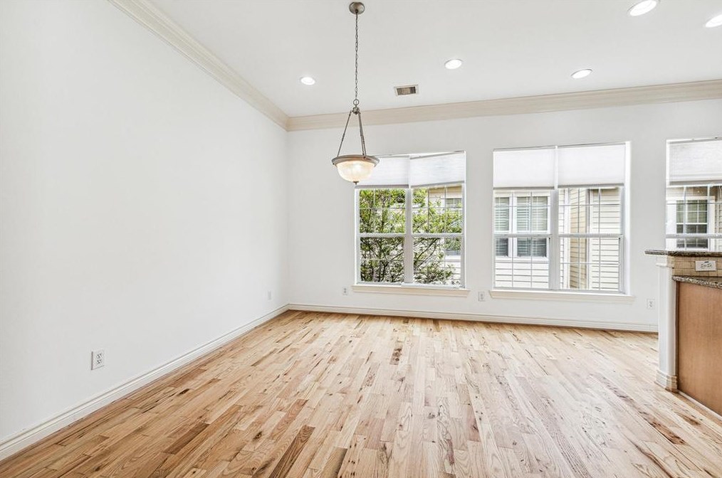 5966 Kansas, Houston TX 77007-1111 exterior