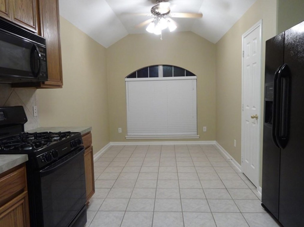 3223 Stoneydale Ln, Spring TX  77388-5322 exterior