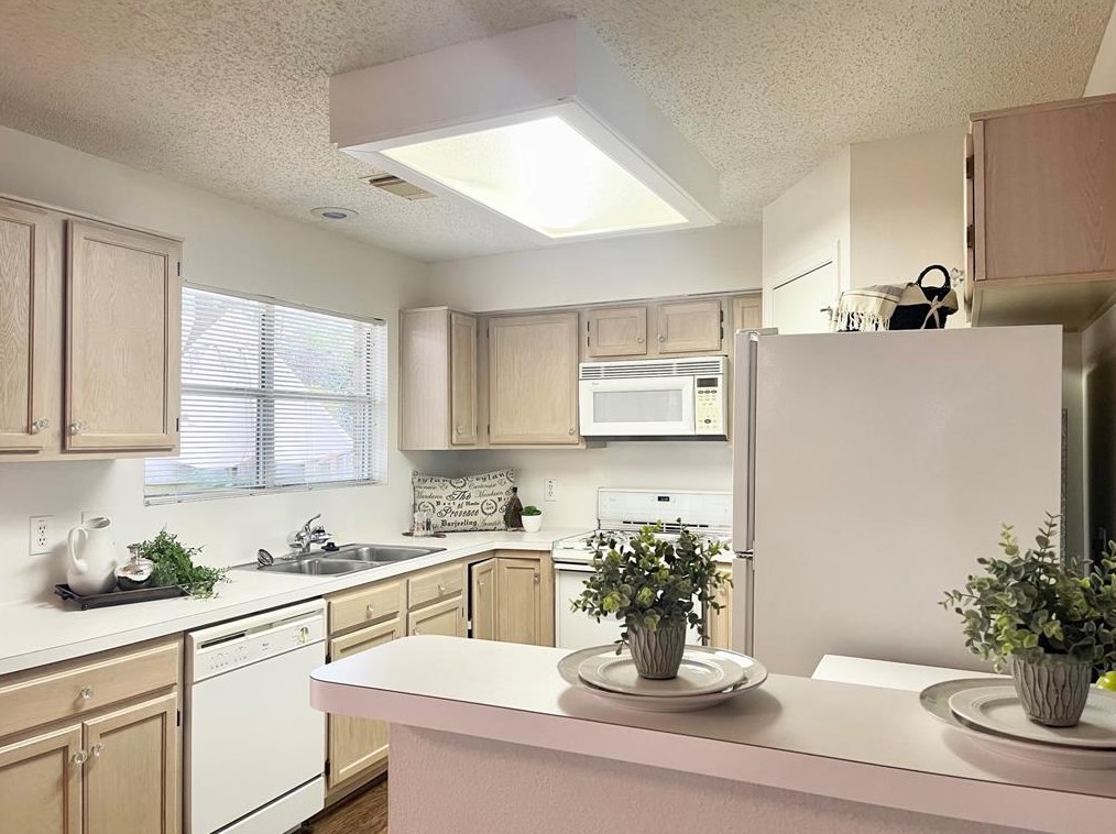 8910 Driftstone Dr, Spring TX  77379-6375 exterior