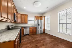 1808 Fletcher St, Houston, TX 77009 - Photo 7