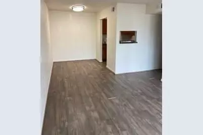 8100 Creekbend Drive #126, Houston, TX 77071 - Photo 9