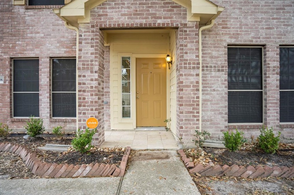 23806 Spring Way Dr, Spring TX  77373-4907 exterior