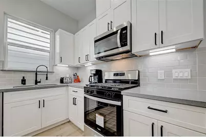 2105 Sam Wilson Street #C, Houston, TX 77020 - Photo 33