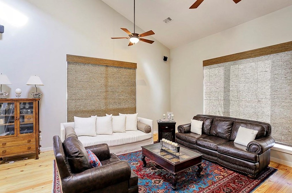 658 Lester St, Houston TX 77007-5223 exterior