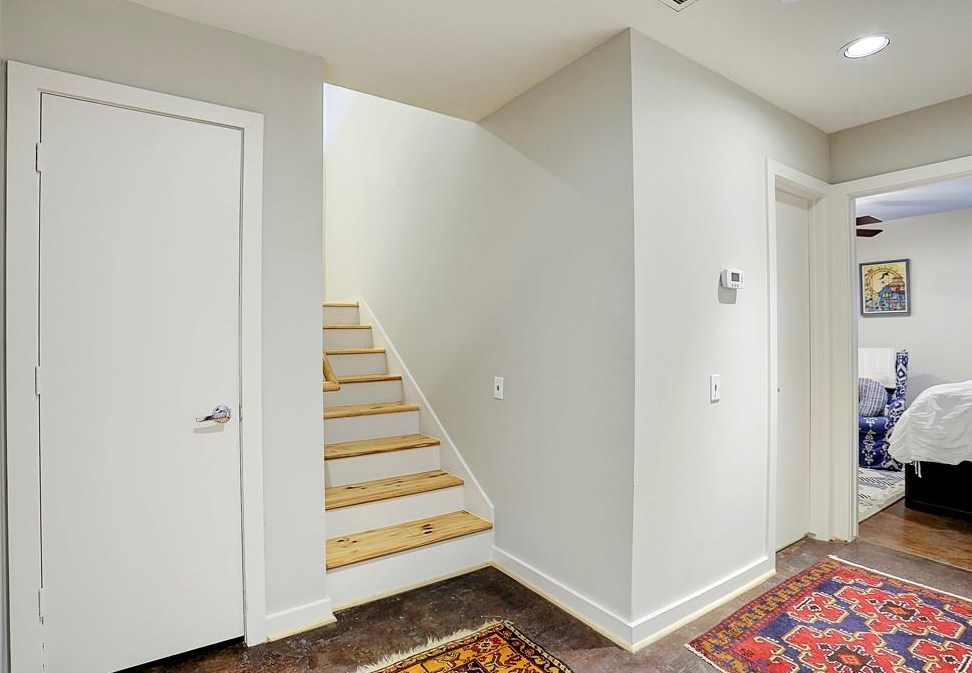 658 Lester St, Houston TX 77007-5223 exterior