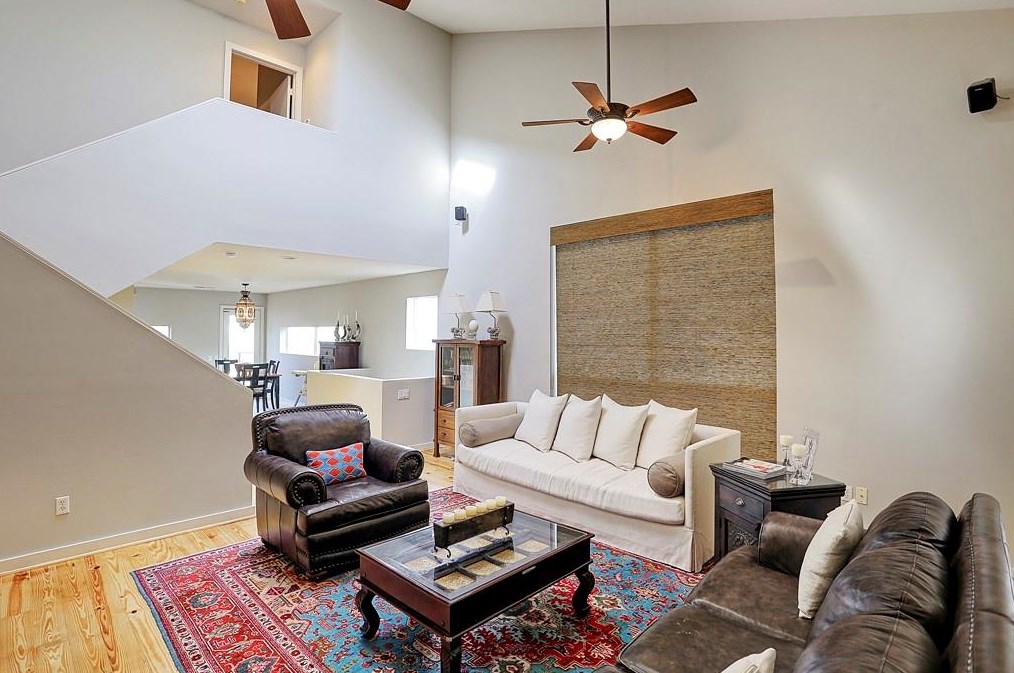 658 Lester St, Houston TX 77007-5223 exterior