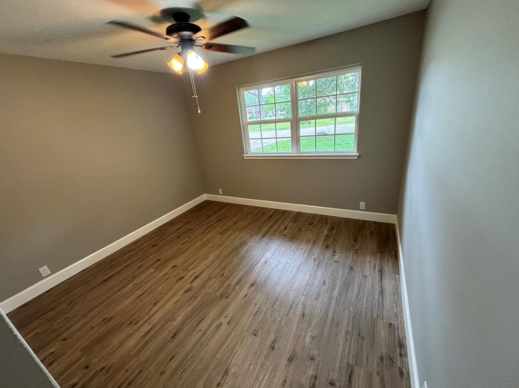 13206 Hollypark Dr, Houston TX  77015-2818 exterior