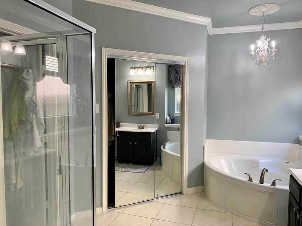 9510 Laurel Crk, Houston TX  77040 exterior