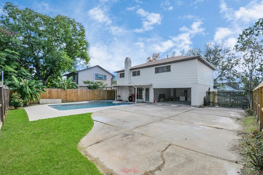 10519 Sagemeadow Ln, Houston TX  77089-3805 exterior