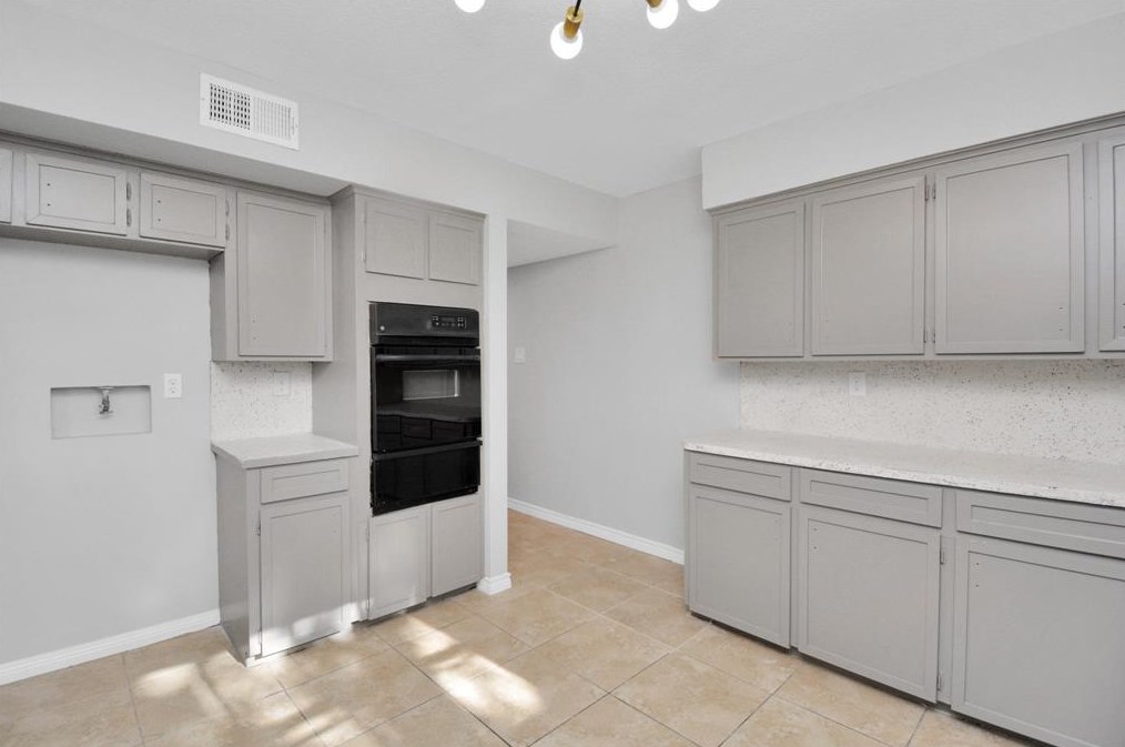 10519 Sagemeadow Ln, Houston TX  77089-3805 exterior