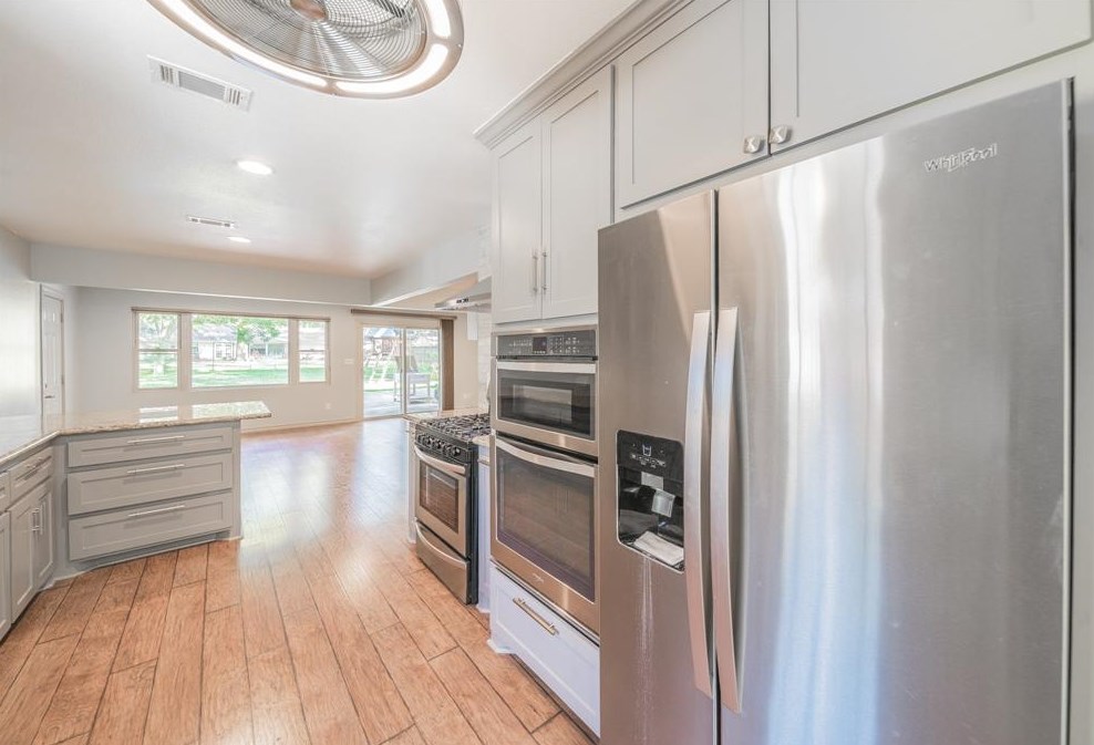 14134 Cypress Frst Dr, Houston TX  77070-3007 exterior