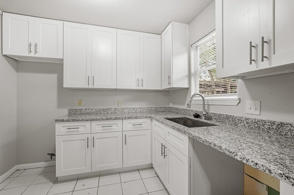 8306 Carolwood Dr, Houston TX  77028-2708 exterior