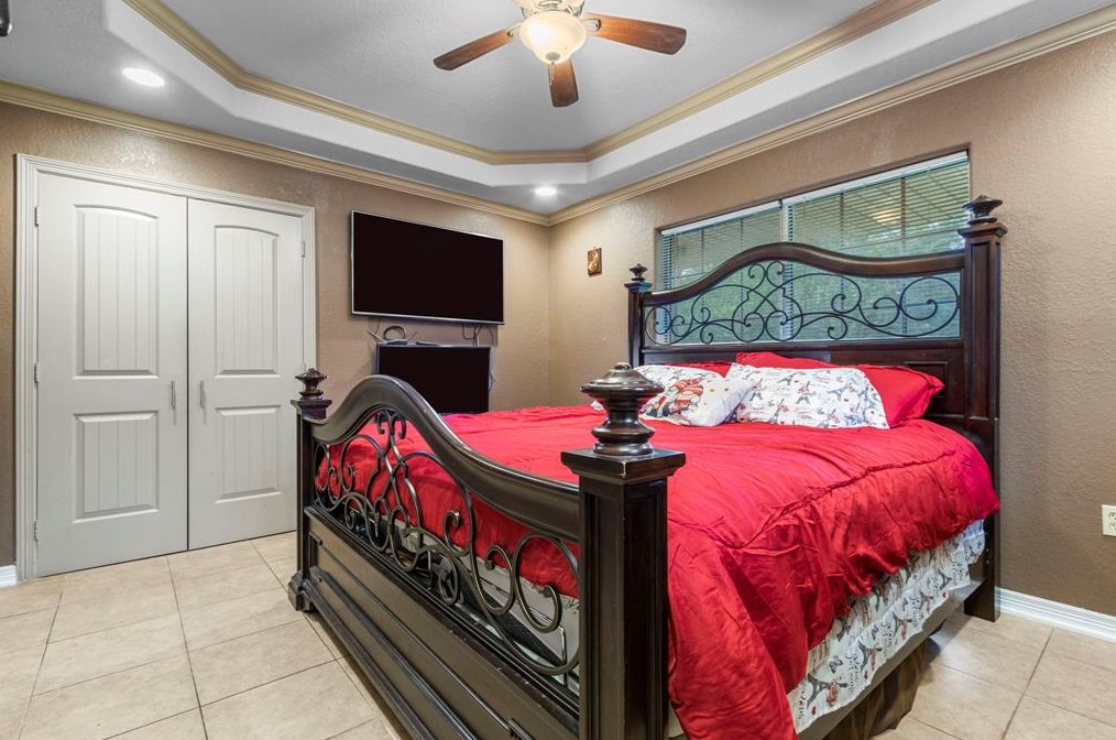 1608 Dabney Dr, Pasadena TX 77502-5448 exterior