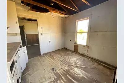 203 Galveston Street, Big Spring, TX 79720 - Photo 5