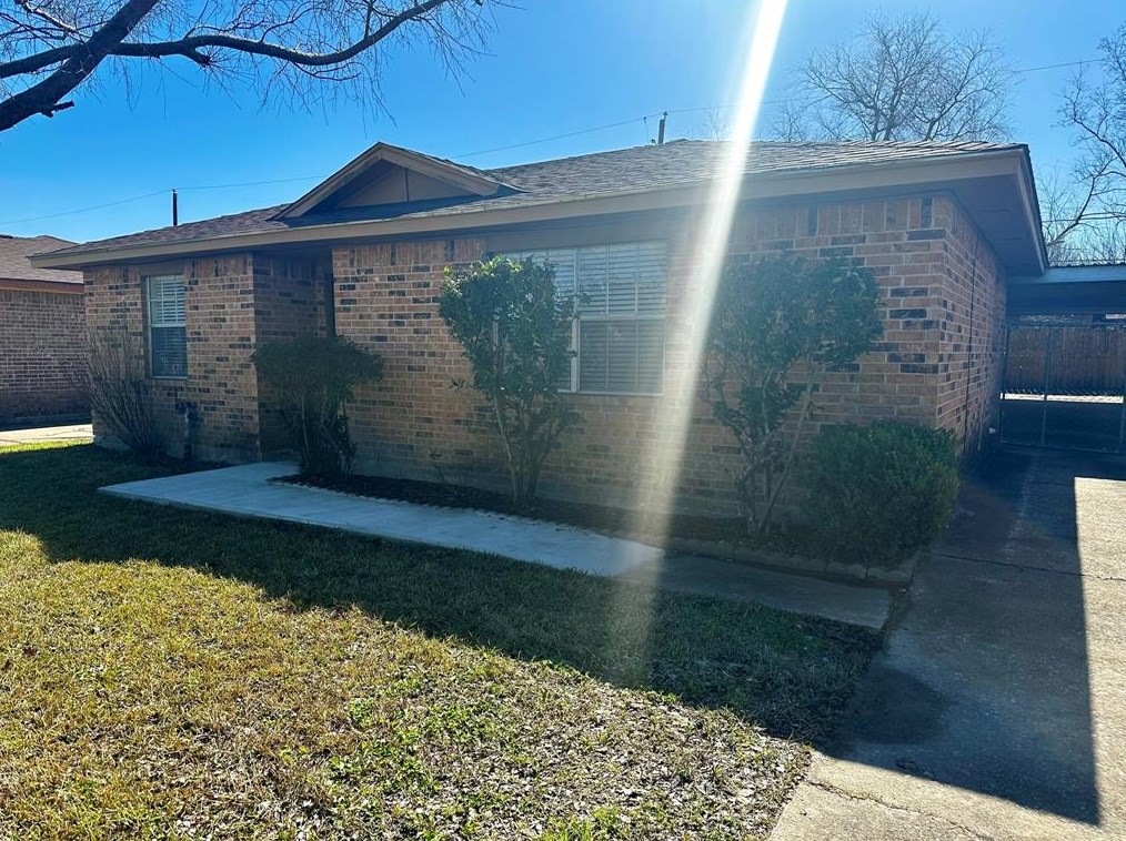 8842 Barton St, Houston TX  77075-1521 exterior