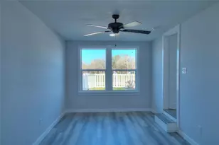 415 Perkins Ave, League City, TX 77573 - Photo 19