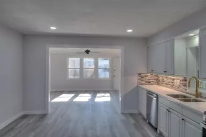 415 Perkins Avenue, League City, TX 77573 - Photo 7