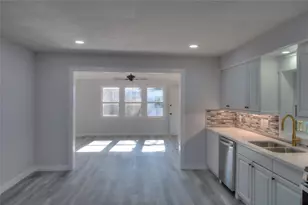 415 Perkins Ave, League City, TX 77573 - Photo 7