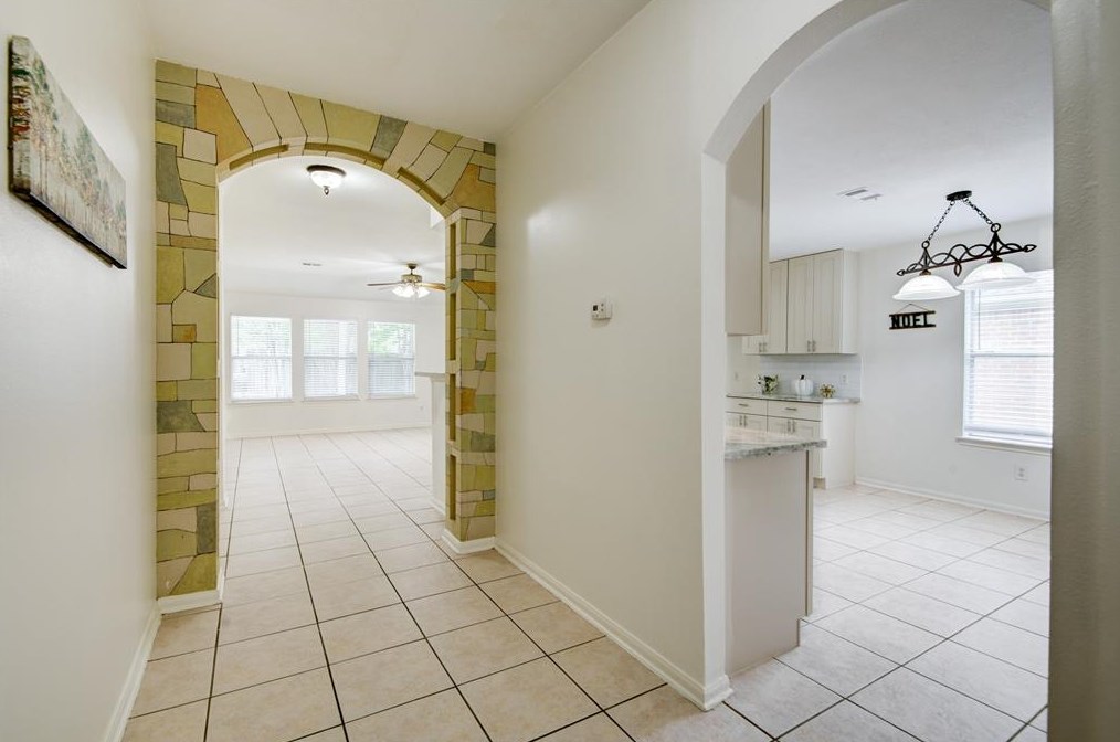 16110 Darwood Ct, Houston TX  77083-5064 exterior