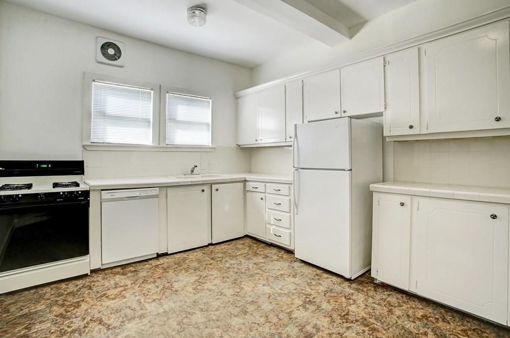 1127 Yale St, Houston TX  77008-7087 exterior